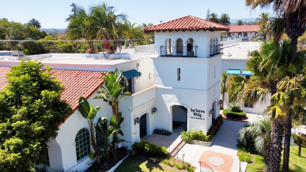 104 W. Anapamu St. Santa Barbara, CA 93101 Radius Commercial Real