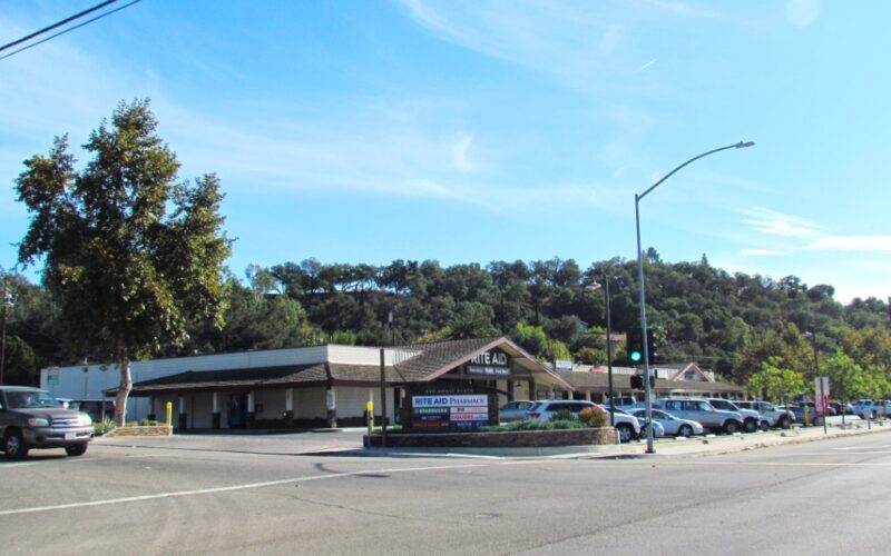 Listings Radius Commercial Real Estate 11484 11496 N Ventura Ave 11492
