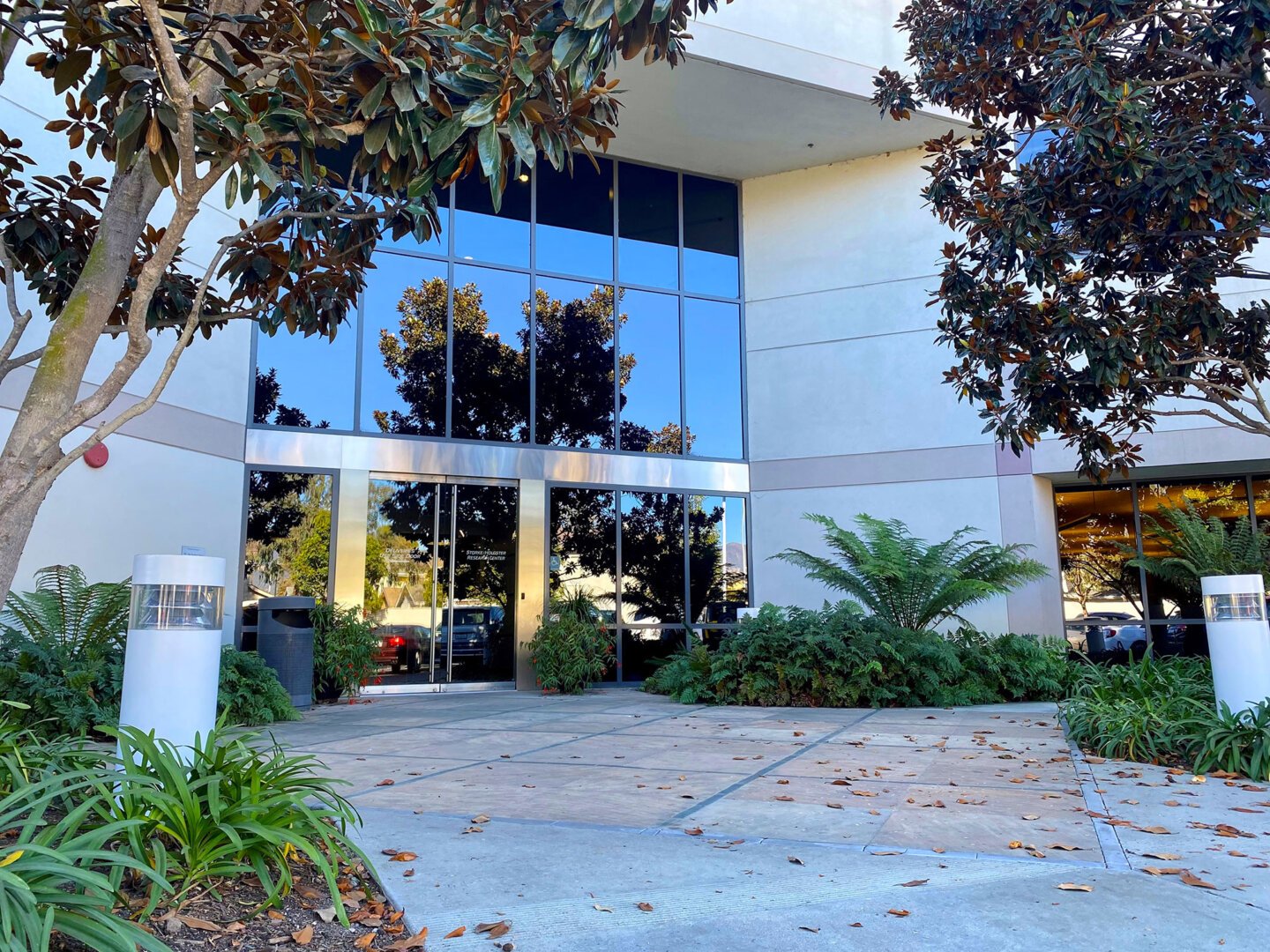 StorkeHollister Research Center Goleta, CA 93117 Radius Commercial